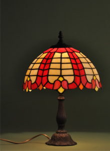 Piros - vajszínű tiffany lámpa